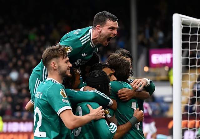 企鹅体育排球直播-今晚11点利物浦迎战倒数第2：剑指7连杀 锋霸回归冲击10球